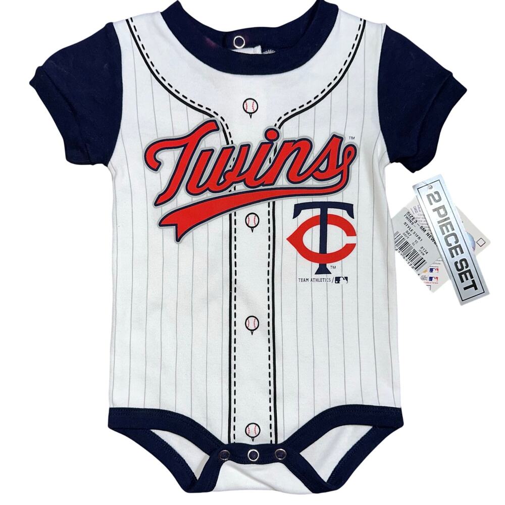NWT MLB Minnesota Twins Baseball Baby Raglan Bodysuit Size 3/6M